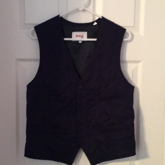 Men’s Shirt and Vest - Picture 4 of 7